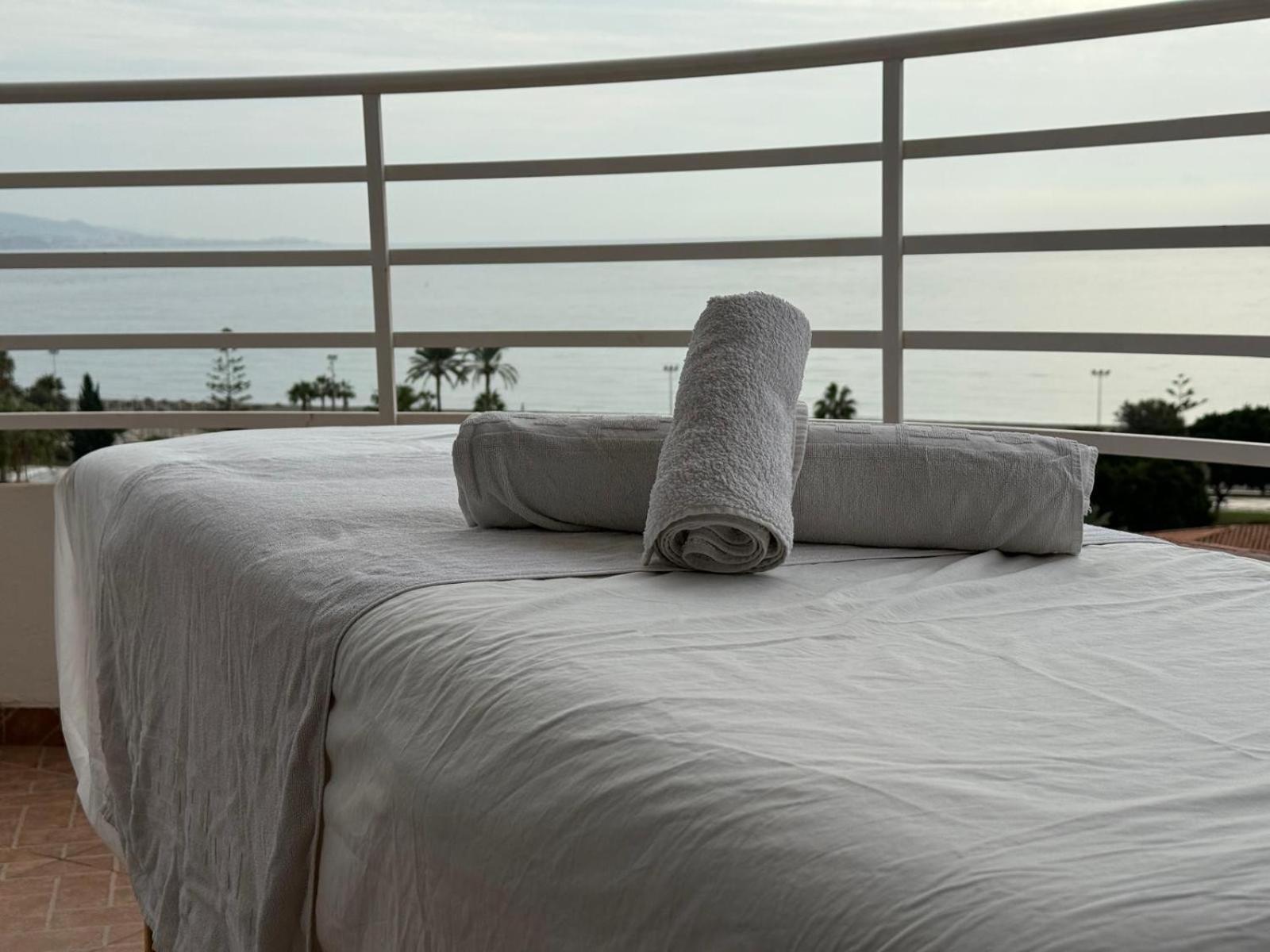 A&N Seaport 2A Apartment Caleta De Velez Exterior foto